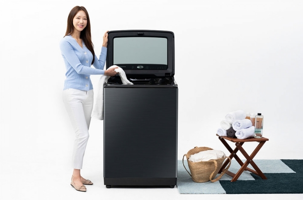 삼성전자가 국내 최대 용량 드럼 세탁기 '비스포크 그랑데 AI' 25Kg에 이어 국내 최대 용량의 전자동 세탁기 '그랑데 통버블' 25Kg 제품을 30일 출시했다. (사진=삼성전자)copyright 데일리중앙