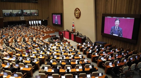 이재명 민주당 대표의 운명을 가를 '이재명 체포동의안'에 대한 국회 본회의 표결이 27일 찬성 139표, 반대 138표로 아슬아슬하게 부결됐다. copyright 데일리중앙