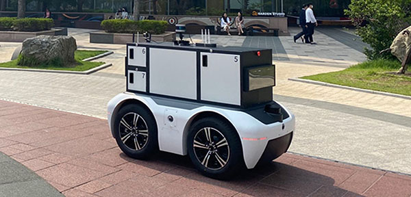 성남시가 전국 처음으로 자율주행 도서관 로봇 개발에 나선다. 사업비 3억3000만원을 투입해 내년 초 탄천에 시범 도입할 예정이다. (사진=성남시)copyright 데일리중앙